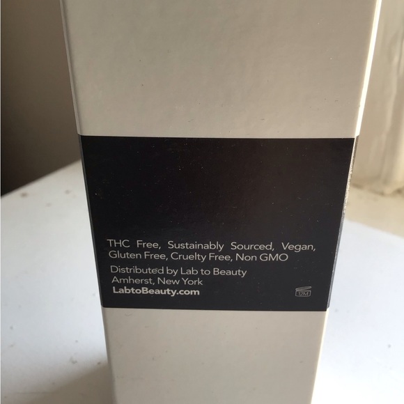 Lab to Beauty The Balancing Face Wash 4 fl. oz - Picture 3 of 4